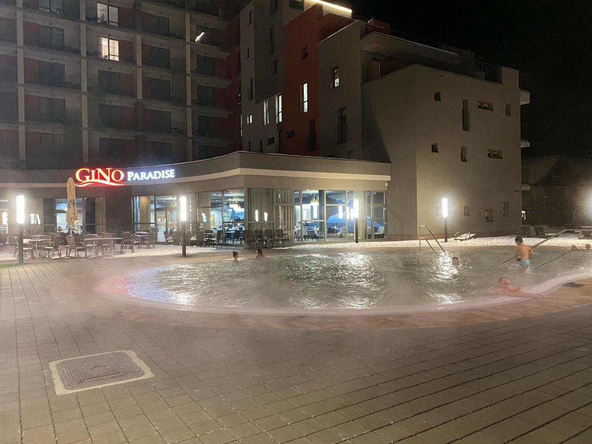 Apartment Family Besenova - Free Swimming Pool المظهر الخارجي الصورة