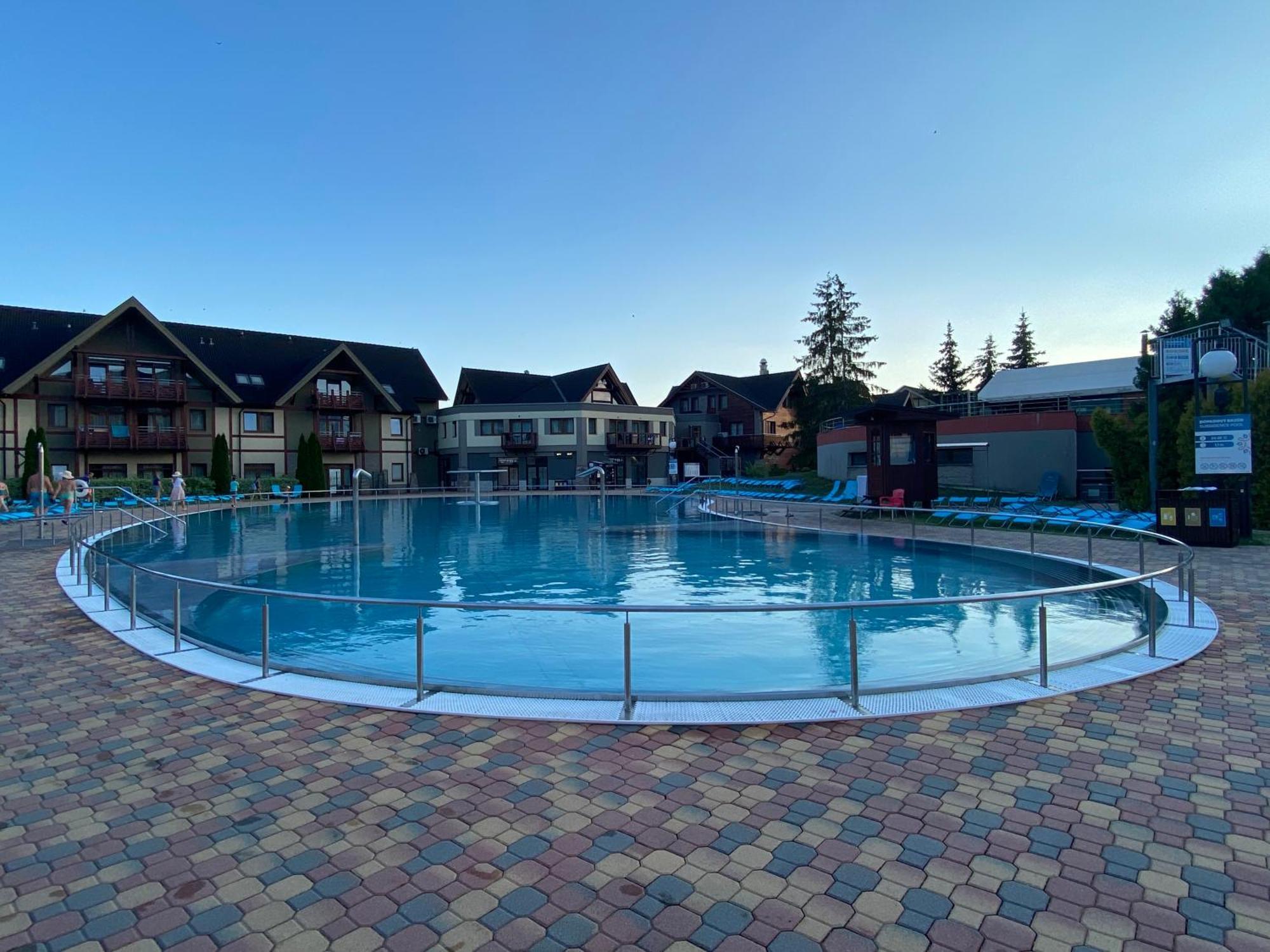 Apartment Family Besenova - Free Swimming Pool المظهر الخارجي الصورة